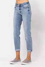 Load image into Gallery viewer, Holly Boyfriend Jeans