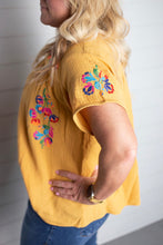 Load image into Gallery viewer, Feliz Floral Embroidered Top
